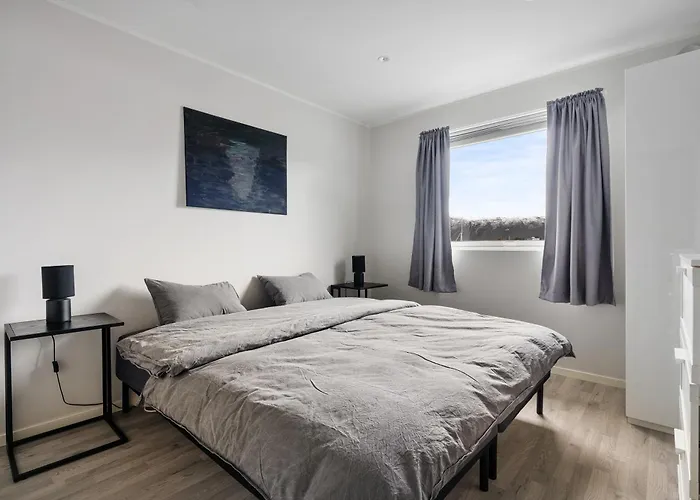 For Groups & Families, Free Parking, Amazing View By Arctic Homes *