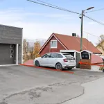 For Groups & Families, Free Parking, Amazing View By Arctic Homes Tromso